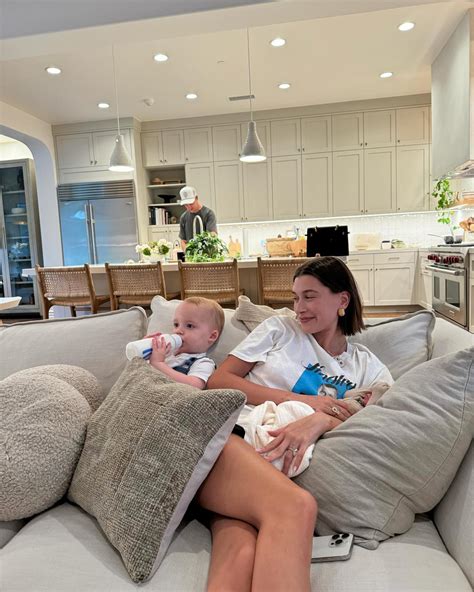 Justin Bieber and Hailey Bieber Cradle Jason Kennedy’s Newborn Baby ...