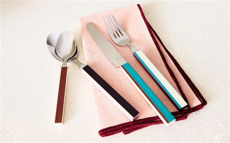 Serving Customers Well Requires Agents to Be Well Background Wallpaper Product Recipe Recipe