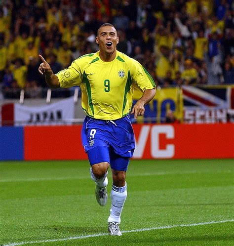 Brazil 2002 World Cup R9 RONALDO 9 Football Soccer Rare - Etsy