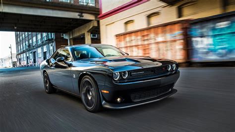 Dodge Challenger Tires | Sizes & Specs | Lionhart Tires