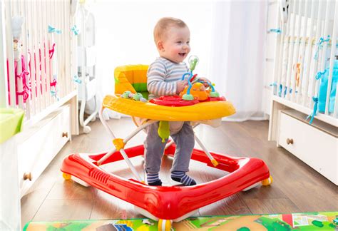 in which month baby can sit in walker
