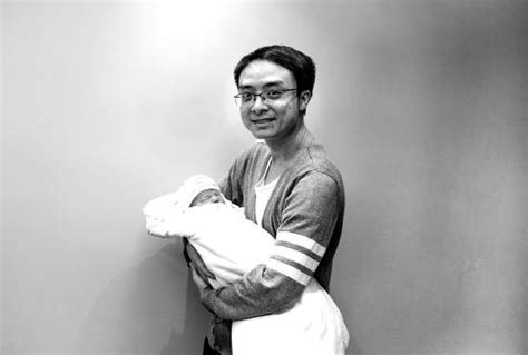 28年前的国内首例试管婴儿当奶爸 孩子是自然生育 - 今日关注 - 湖南在线 - 华声在线