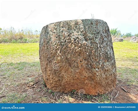 Stone Jars, Xiangkhouang Province, Lao PDR Stock Photo - Image of ...