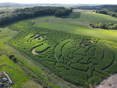 6 Massachusetts corn mazes to get lost in this fall | WBUR News