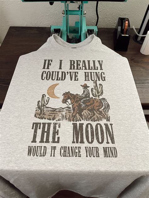 Hung The Moon – therusticjboutique.com
