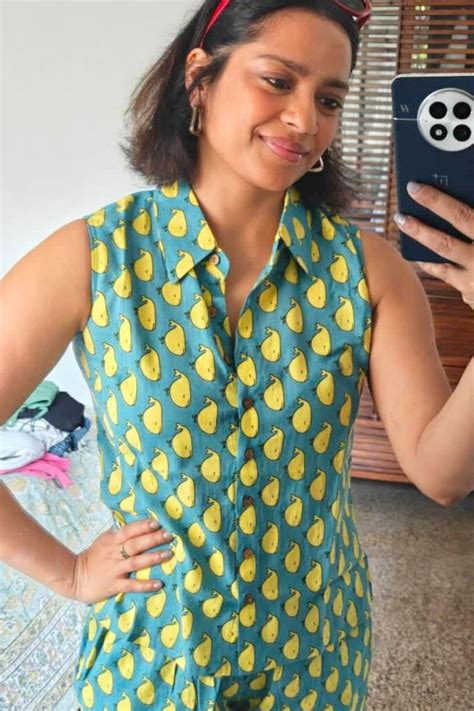 Sustainable Women’s Clothing | Handcrafted Wear by Nilam India