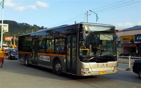 买辆“公交车”回家！ 每个车型都是一个时代的北京 | 北晚新视觉
