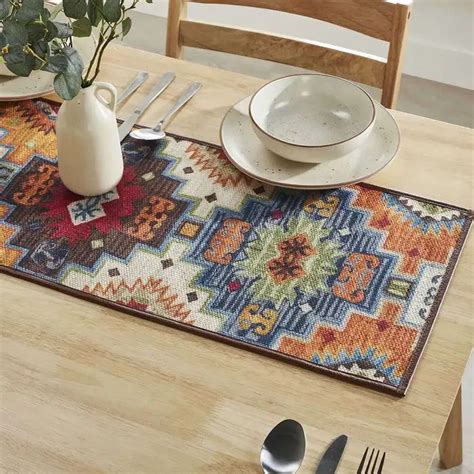 Buy Table Runners Online In India - Shop Designer Dining Table Runners