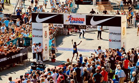 Here are the average half marathon finishing times and what you should ...