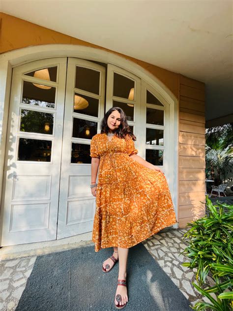 Trendy Dresses for Women | Maxi, Mini & Midi Dresses – Tatvamasi Store