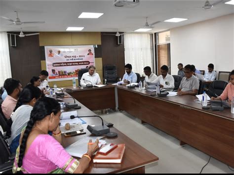 A meeting was held under the Nutrition Abhiyan under the chairmanship ...