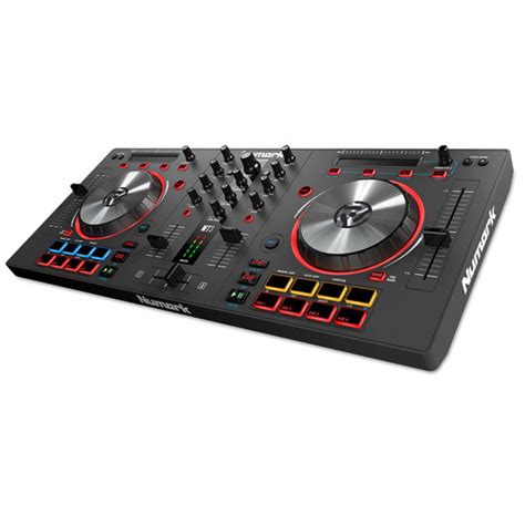 Numark Mixtrack III DJ Controller with Behringer UCA202 na Gear4Music.com