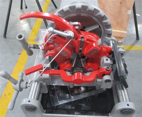 Tube Connection Machine 的图像结果