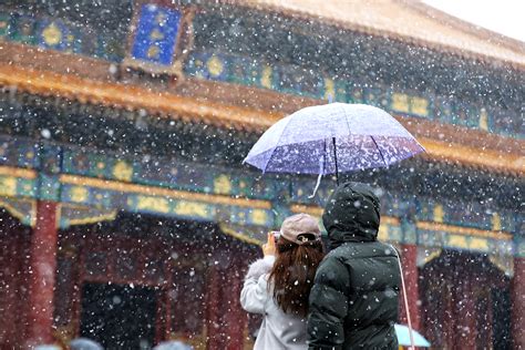 北京下雪上热搜！故宫被“催更”了……