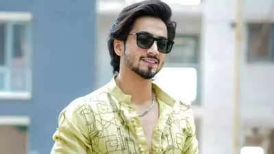 Khatron Ke Khiladi 12 fame Mr. Faisu adresses fake Twitter account ...