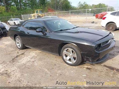 2C3CDYAG0EH214618 DODGE CHALLENGER SXT - View history and price at AutoAuctionHistory