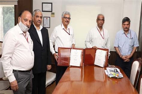 NHPC SIGNS MOU WITH MINISTRY OF POWER FOR THE YEAR 2020-21
