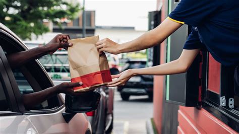 Hourly Rate at McDonald's: What to Expect in 2025? - London Business Mag