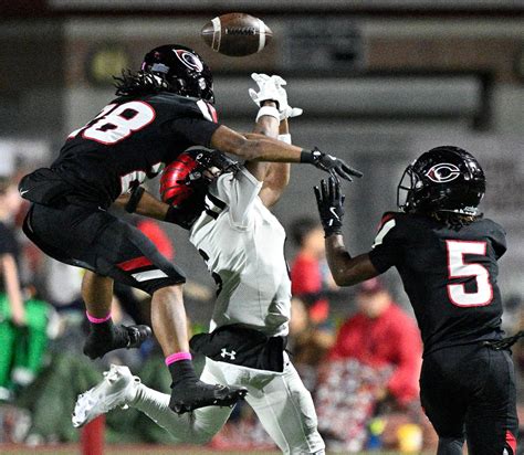 Centennial football team knocks off Murrieta Valley in showdown of top ...