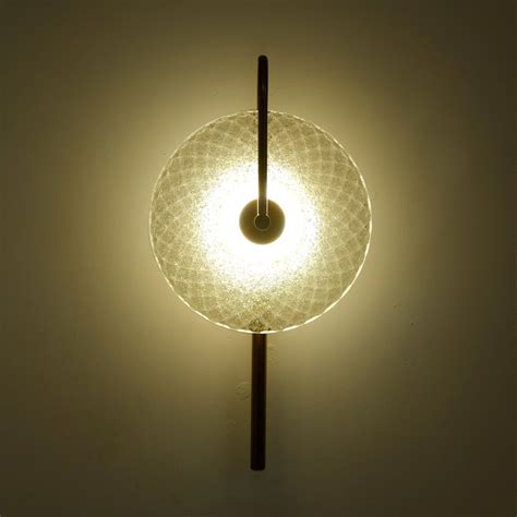 World Guru 3 Colour LED Wall Light for Luxury Design | Light & Living