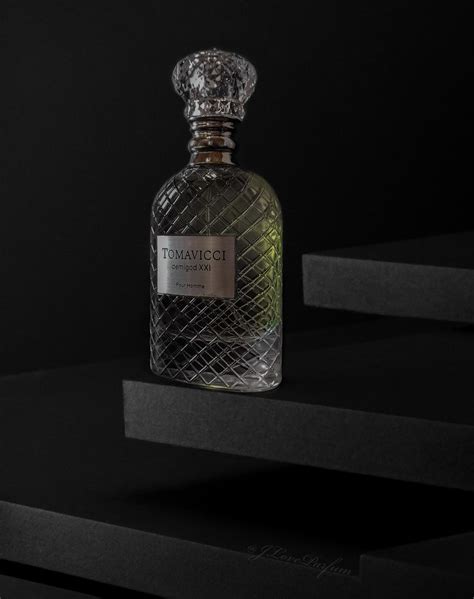 Demigod XXI Tomavicci عطر - a جديد fragrance للجنسين 2022