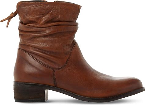 Ladies Tan Boots New Look at Megan Blackmon blog