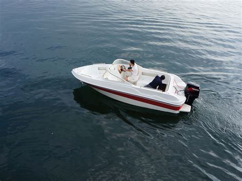 FRP620休闲娱乐快艇 - 玻璃钢船 - 威海海宝游艇有限公司