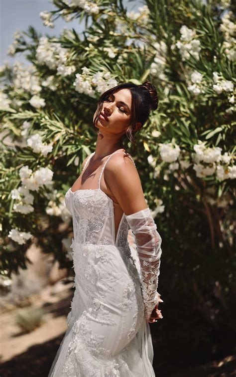 Sparkling Lace Spaghetti Strap Wedding Dress with Corset Bustier Bodice