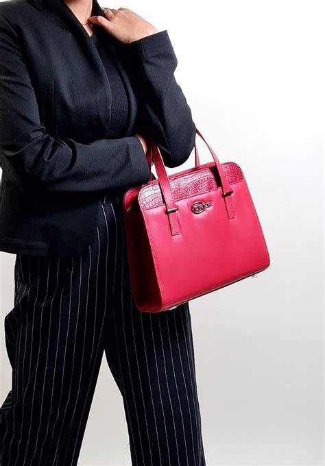 Serena Satchel-Red