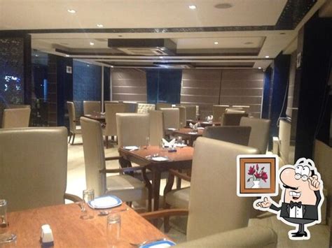 Skyroom Bar and Restaurant, Palampur, 4G7M+MX6 - Restaurant reviews