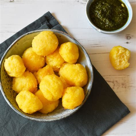 Cornmeal Mozzarella Balls - Anne Travel Foodie