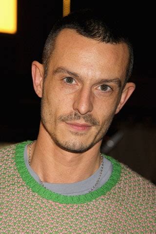 Jonathan Saunders wins Fashion Fund | Vogue India