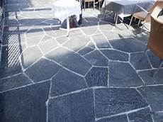 pavimento in pietra per esterno mosaico in pietra naturale per pavimenti da esterno posa pavimento in pietra per esterno mosaico in pietra naturale per pavimenti da esterno posa