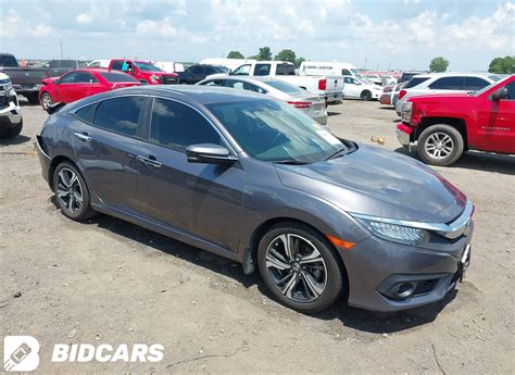 2016 Honda Civic, Touring | 19XFC1F96GE009526 | BidCars