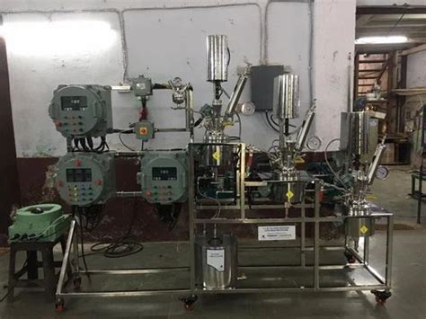FLUIDIZED BED REACTOR - Packed Bed Reactor Manufacturer from Thane