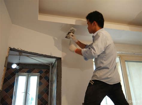 墙面如何刮腻子?学会这些步骤让你家的墙面更平整!-青龙家装防水