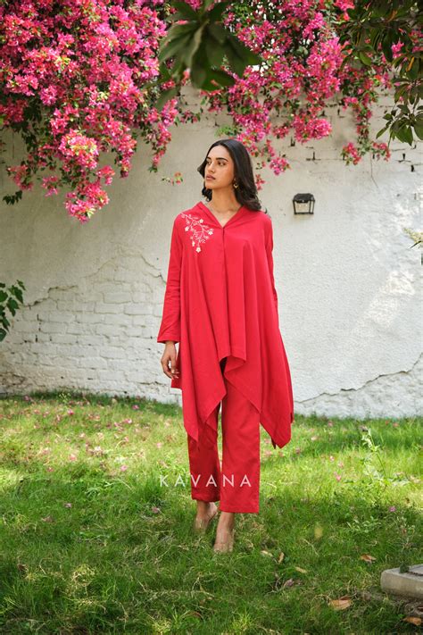 Hibiscus kurta set