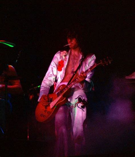 Jimmy Page O2 的图像结果