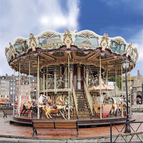 Carousel Using HTML and CSS 的图像结果