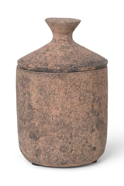 Premium streetwear apparel for women - PRM EU