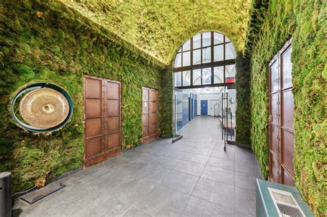 Experience The 17John Hotel | Stay in the Heart of NYC