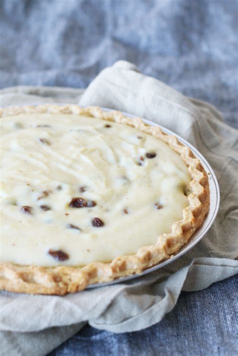 Sour cream raisin pie – Artofit