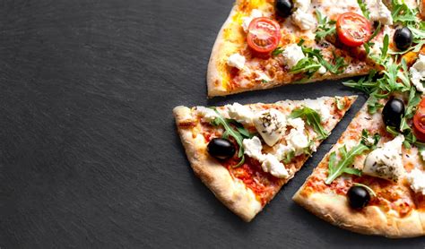 Devour The Biggest Pizza In Mumbai! Go Solo & Get It For Free Or Have A ...