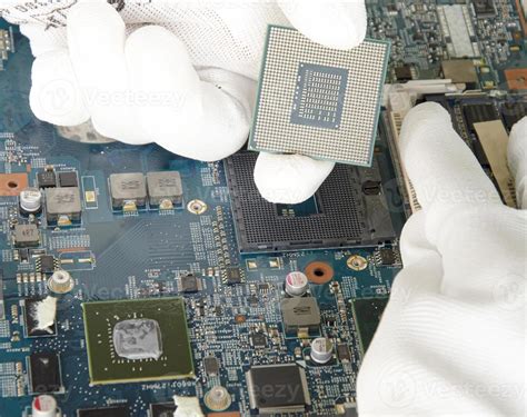 Computer Motherboard Repair 的图像结果