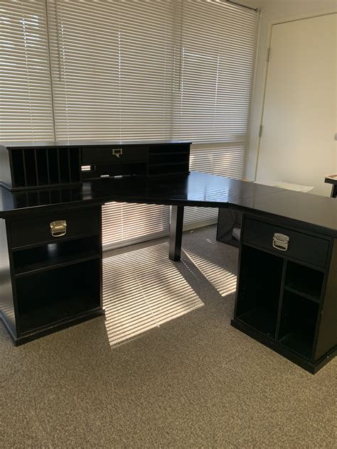 Pottery Barn Corner Bedford Desk-Black for Sale in Phoenix, AZ - OfferUp