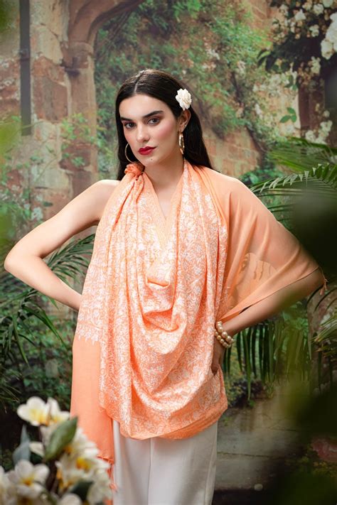 Pashtush womens Extra Fine Wool stole, Nalki embroidery design, Peach ...