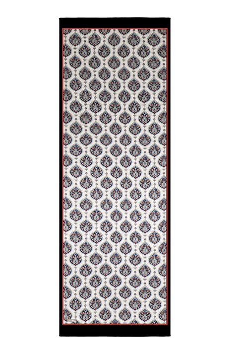 Black Hatai Pattern Silk Foulard
