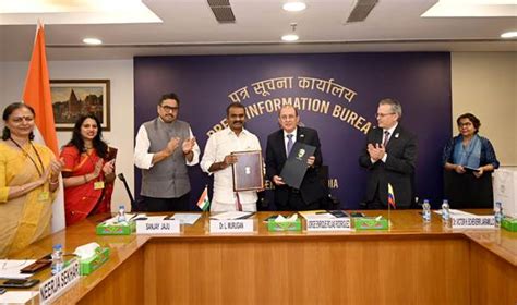 Press Release:Press Information Bureau