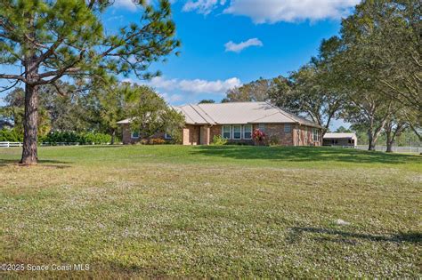 121 Deer Run Rd, Palm Bay, FL 32909 - See Est. Value, Schools & More