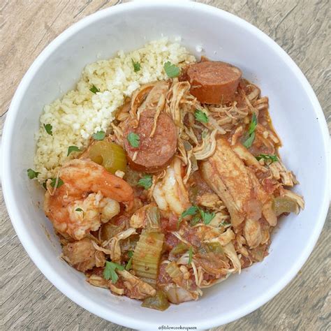 Slow Cooker Gumbo (Whole30, Paleo) - Fit Slow Cooker Queen